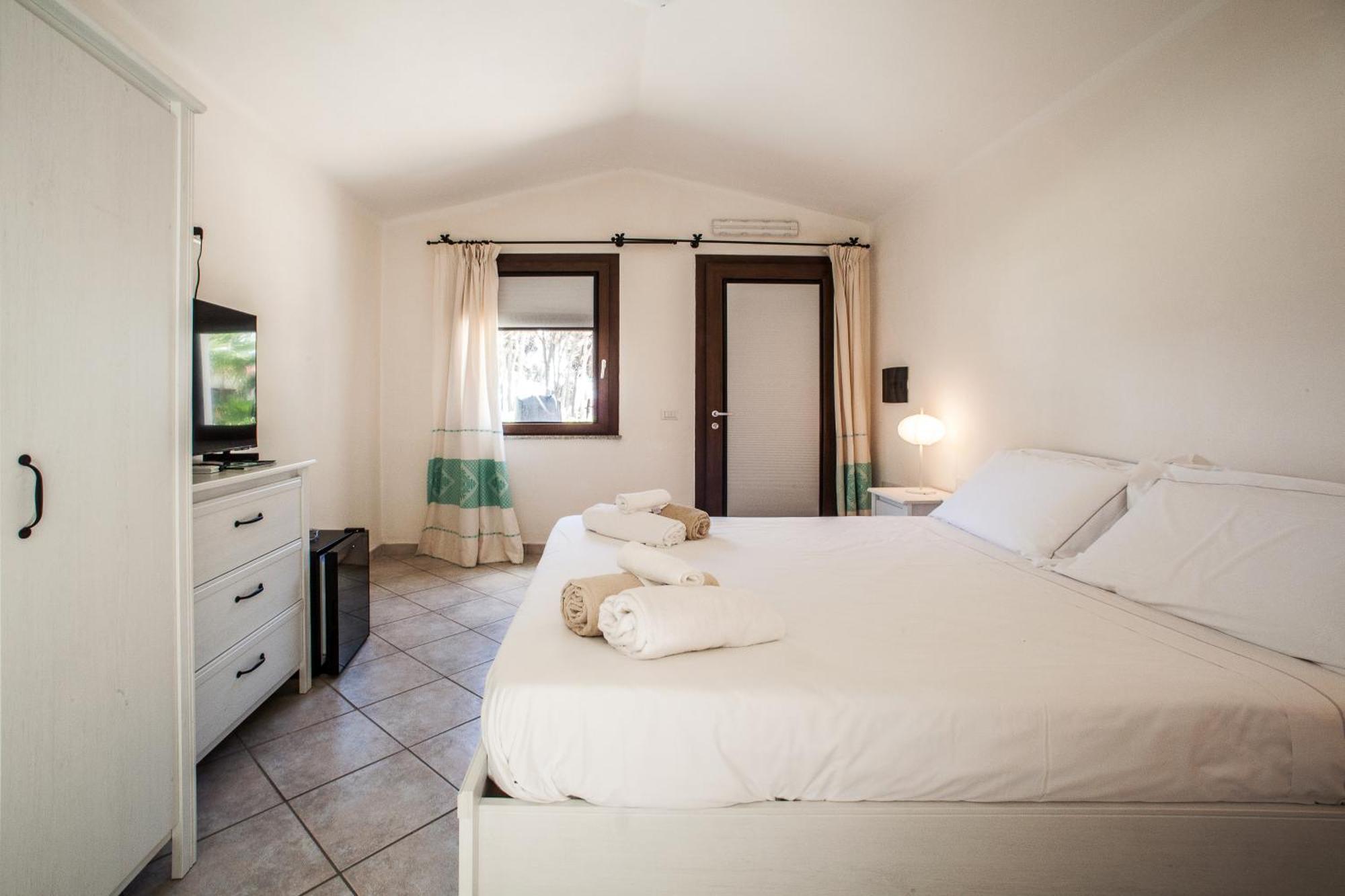 Hotel New Barcavela Санта-Маргерита-ди-Пула Экстерьер фото
